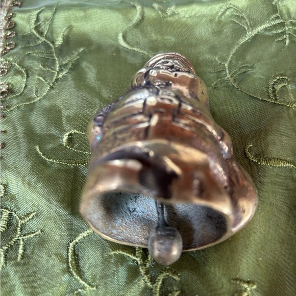 Brass Mann Korean  Santa Figurine - Picture 4 of 11